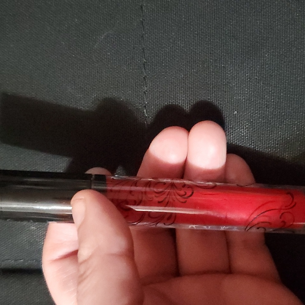 Kat Von D Lip Vinyl Cream